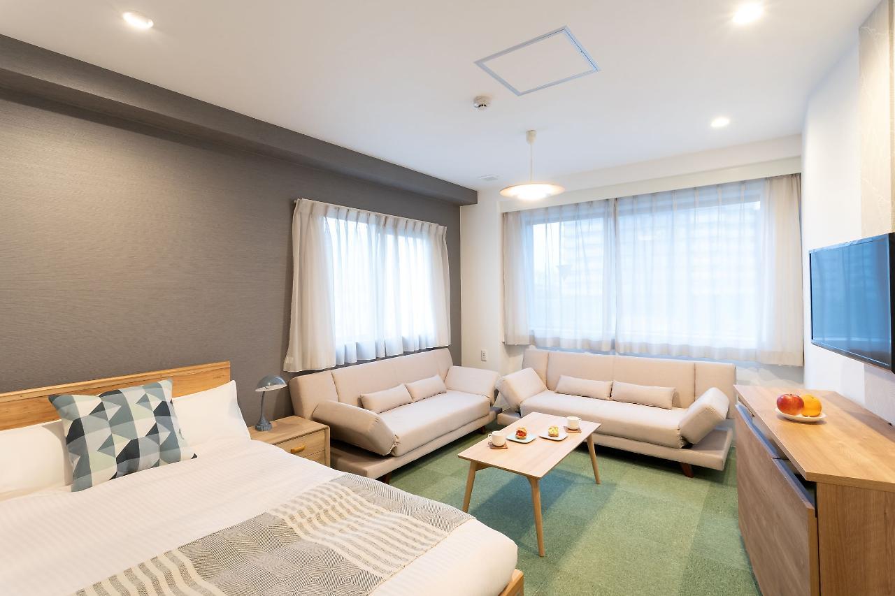 Hotel Playsis East